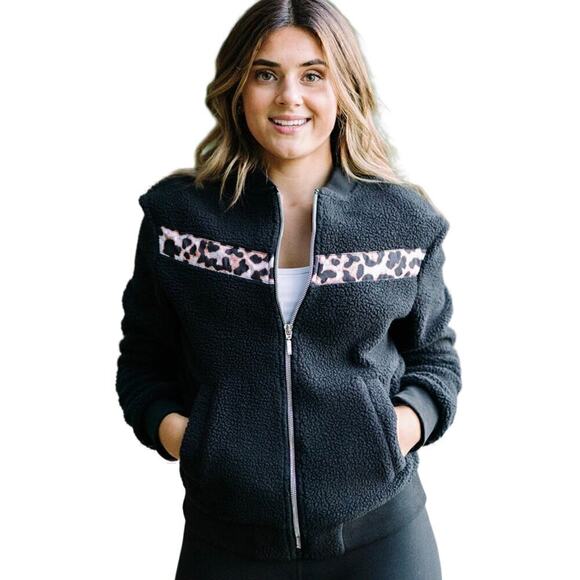Zyia Flying V Fleece Black Leopard Zip Front Jacket Size Medium - Picture 1 of 8
